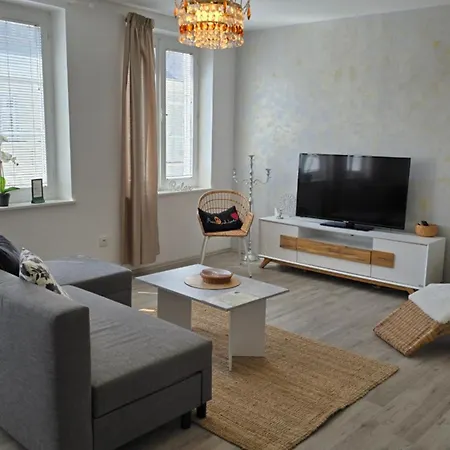 Apartament Maxi - Cafe Princ Pod Hradem Klima, Wifi